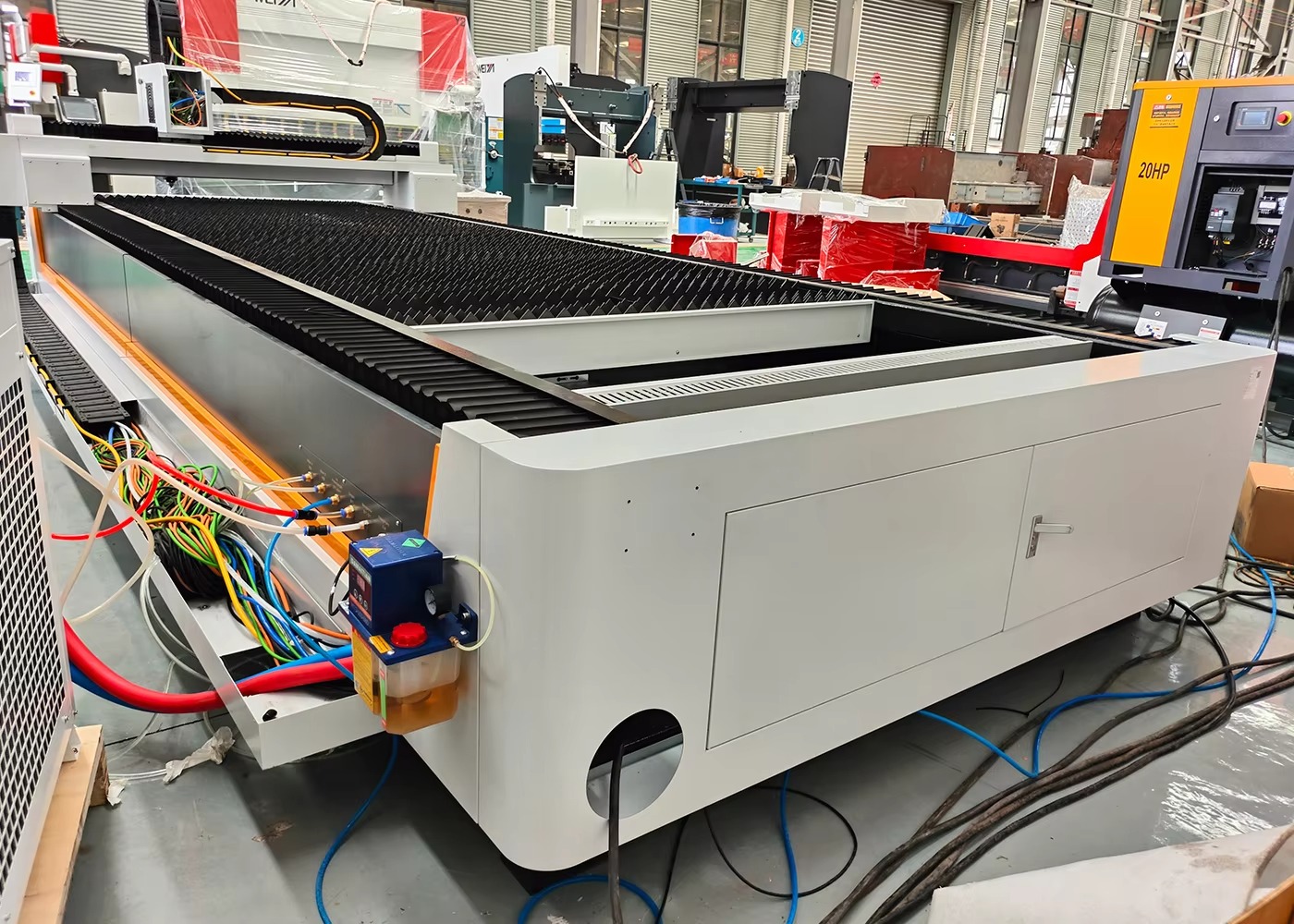 Hoogwaardige 6kW industriële C - Industrial Laser Metal Cutting Machine recensie en prijs
