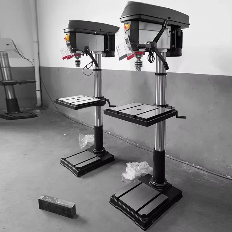 Verticale boormachine met 32 m - Industrial Laser Drill recensie en prijs